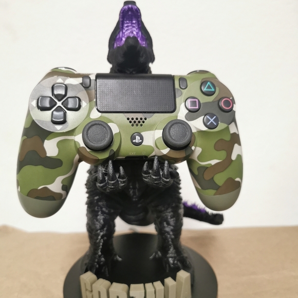 Godzilla controller holder (3d printed) - Picture 2 of 8